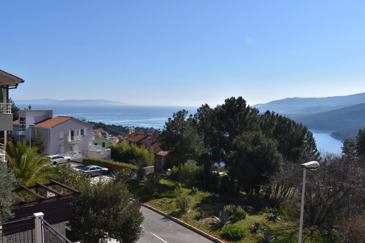 Mare And Terra Apartments Rabac Eksteriør billede